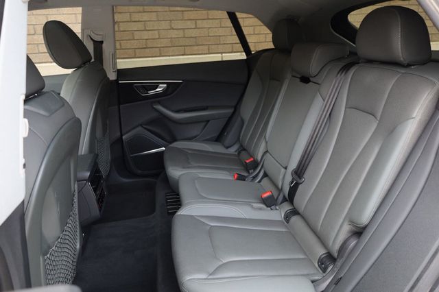 2019 Audi Q8 Premium Plus - 23079333 - 24