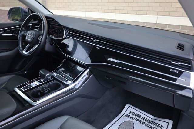 2019 Audi Q8 Premium Plus - 23079333 - 32