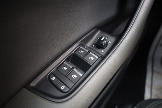 2019 Audi Q8 Premium Plus - 23079333 - 39
