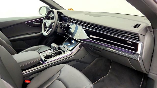 2019 Audi Q8 Premium Plus 55 TFSI quattro - 23079604 - 25