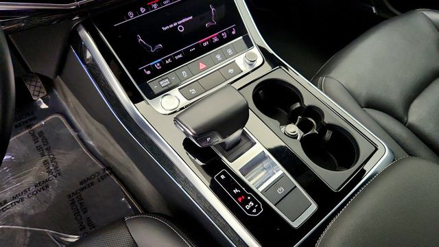 2019 Audi Q8 Premium Plus 55 TFSI quattro - 23079604 - 16