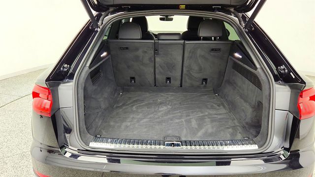 2019 Audi Q8 Premium Plus 55 TFSI quattro - 23079604 - 22