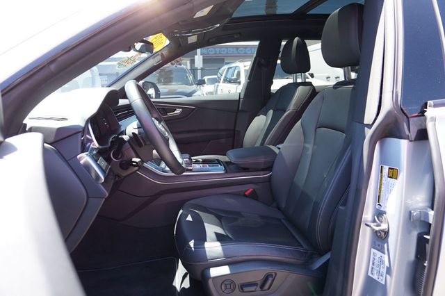 2019 Audi Q8 PREMIUM PLUS QUATTRO, S-LINE, PREMIUM WHEELS, PANO MOON ROOF - 23032874 - 18