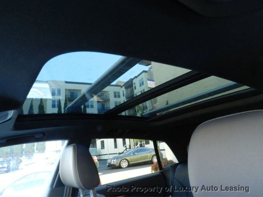 Audi Q8 photo 18