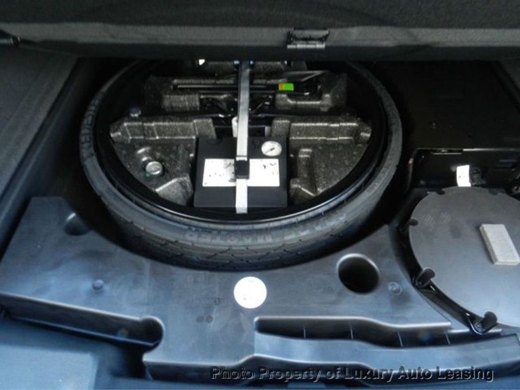 Audi Q8 photo 29
