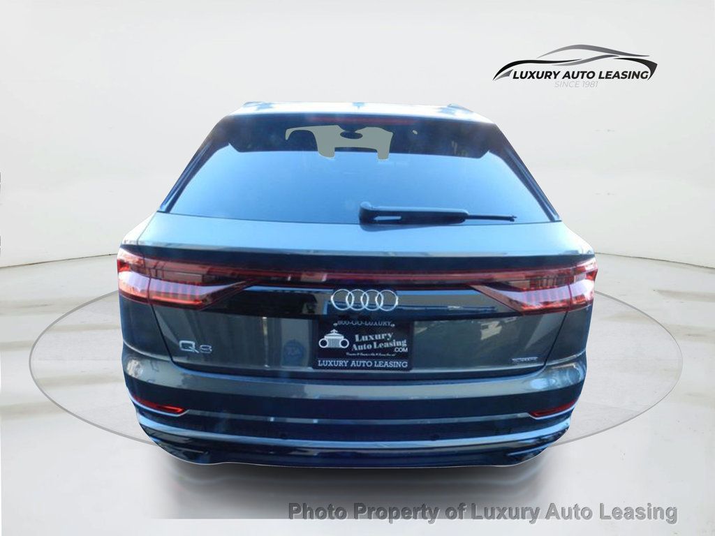 Audi Q8 photo 7