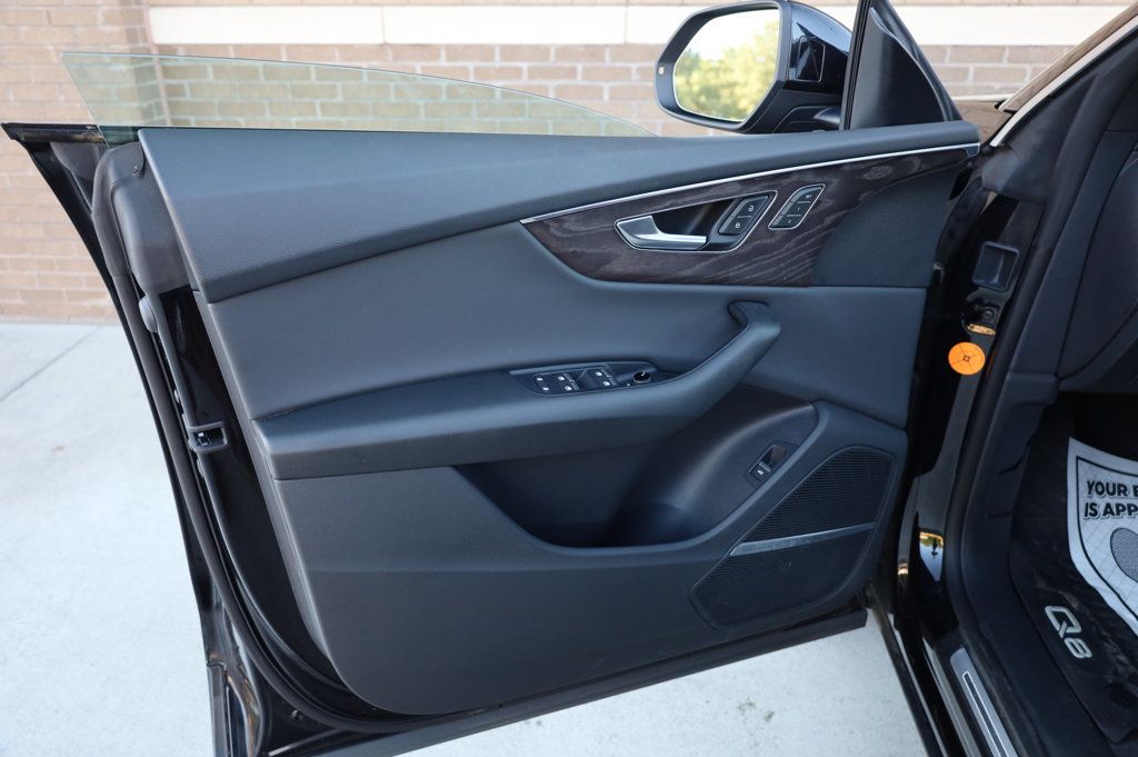 2019 Audi Q8 Prestige 55 photo 13