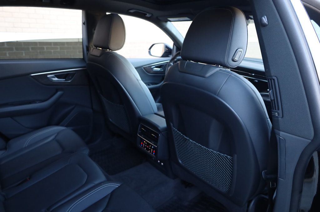 2019 Audi Q8 Prestige 55 photo 23