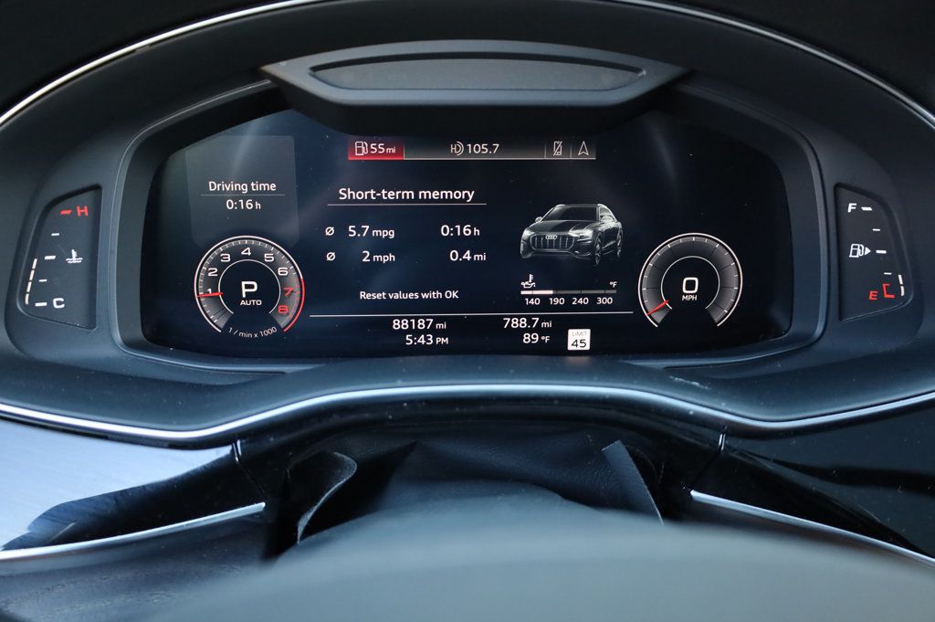2019 Audi Q8 Prestige 55 photo 38