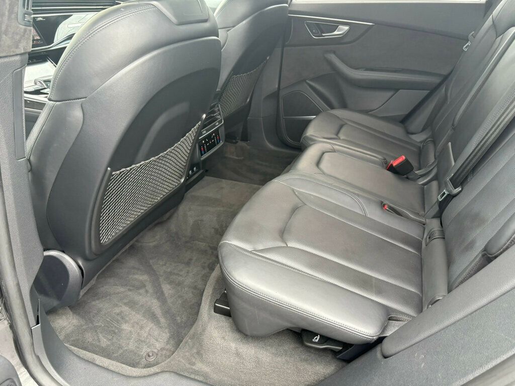 2019 Audi Q8 Prestige photo 13