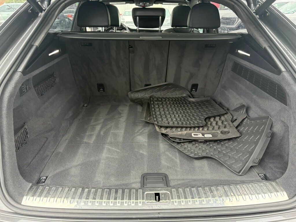 2019 Audi Q8 Prestige photo 16