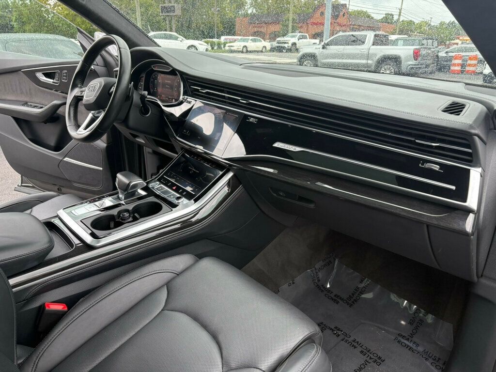 2019 Audi Q8 Prestige photo 19