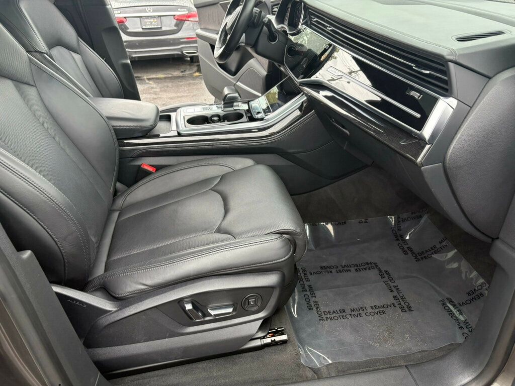 2019 Audi Q8 Prestige photo 20