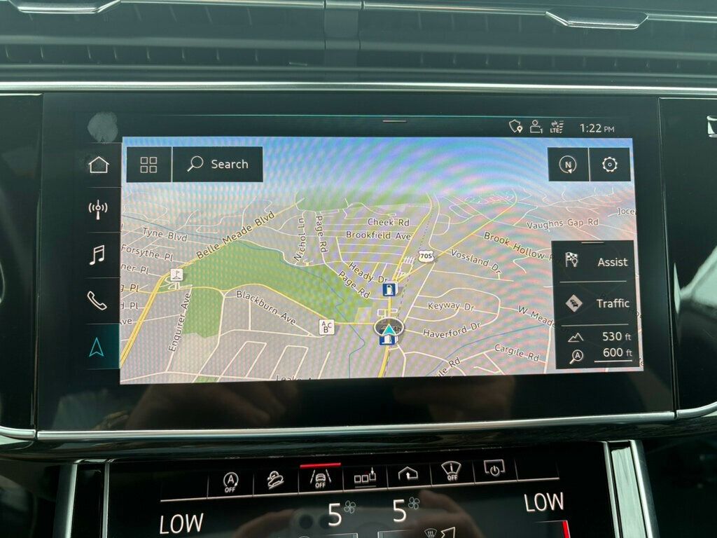 2019 Audi Q8 Prestige photo 25