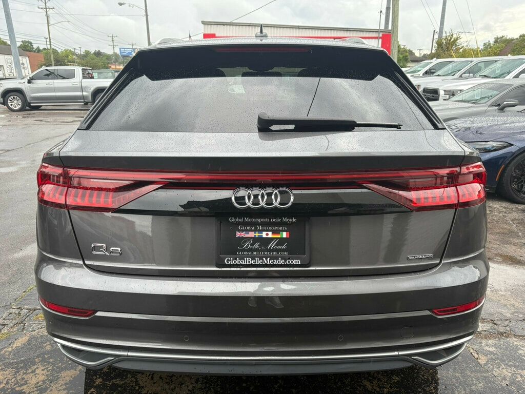2019 Audi Q8 Prestige photo 4