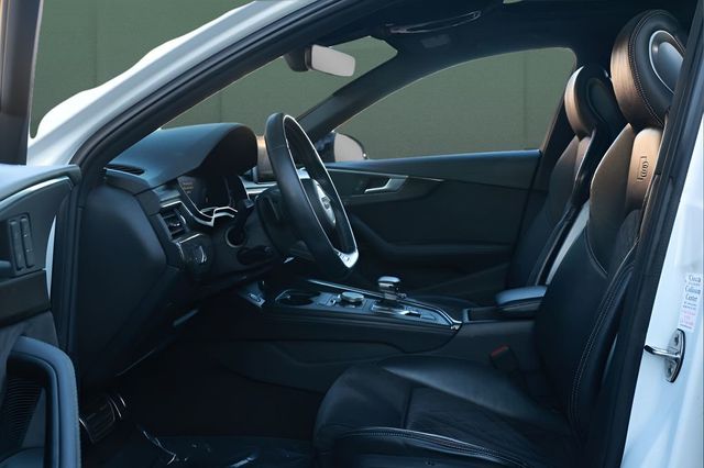 2019 Audi S4 3.0T Premium Plus - 22985975 - 10