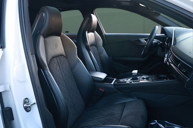 2019 Audi S4 3.0T Premium Plus - 22985975 - 16