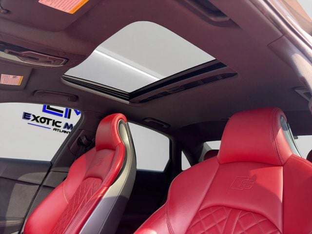 2019 Audi S4 Premium Plus Sedan 4D - 23000480 - 24