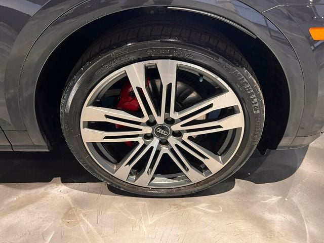 2019 Audi SQ5 Prestige/HtdSeats/360Camera/PanoRoof/AdapCruise/HeadUpDisplay - 23020986 - 12