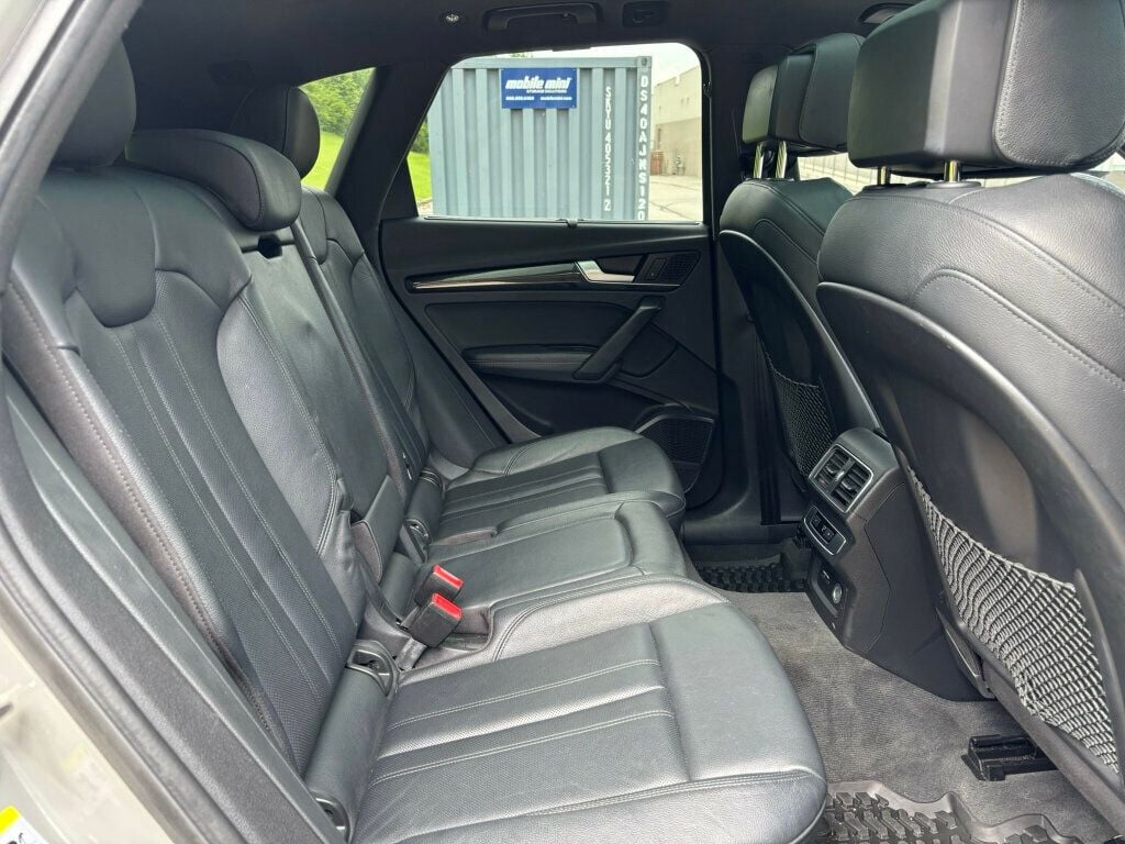2019 Audi SQ5 SQ5 PREMIUM PLUS QUATTRO BLACK OPTIC PKG LOADED 9K IN OPTIONS!! - 23043583 - 19