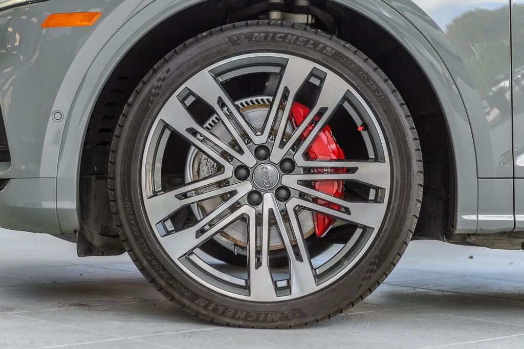 2019 Audi SQ5 SQ5 - PRESTIGE - S SPORT PKG - BLACK OPTIC - QUANTUM GRAY ON RED - 22431469 - 12