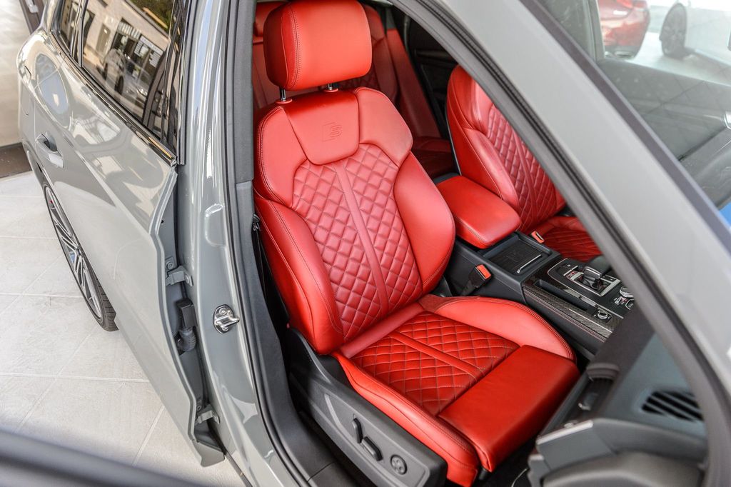 2019 Audi SQ5 SQ5 - PRESTIGE - S SPORT PKG - BLACK OPTIC - QUANTUM GRAY ON RED - 22431469 - 45