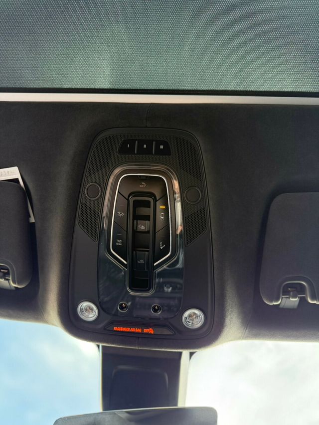 2019 Bentley Bentayga  - 23008441 - 22