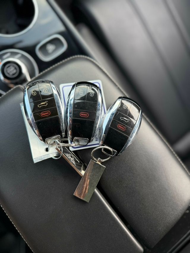 2019 Bentley Bentayga  - 23008441 - 25