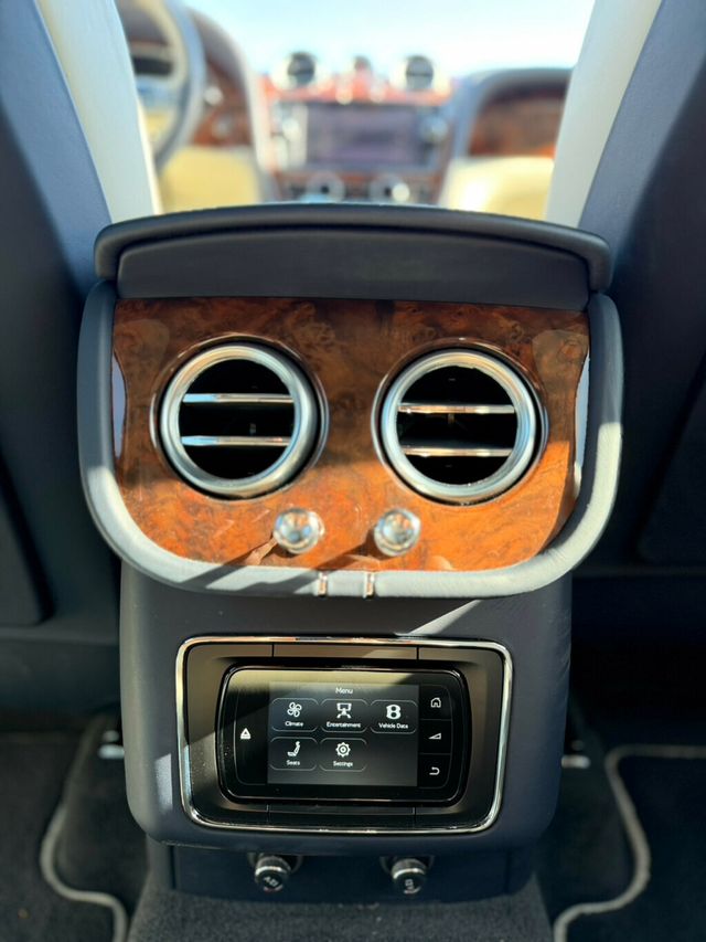 2019 Bentley Bentayga  - 23052002 - 20