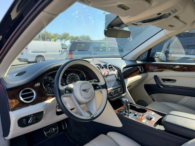 2019 Bentley Bentayga  - 23052002 - 8