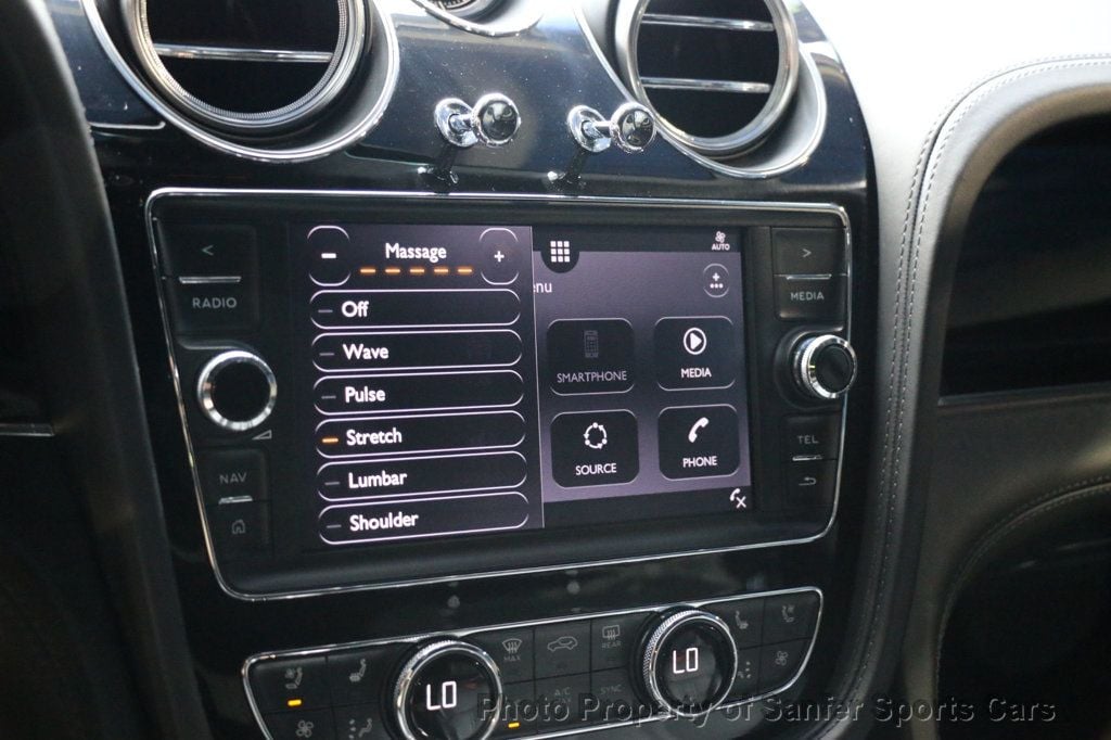 2019 Bentley Bentayga Black Specification  - 22890821 - 38