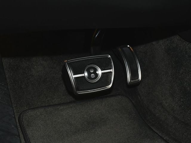 2019 Bentley Bentayga V8 - 23013725 - 16