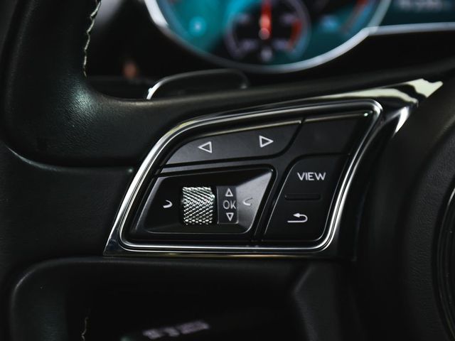 2019 Bentley Bentayga V8 - 23013725 - 28