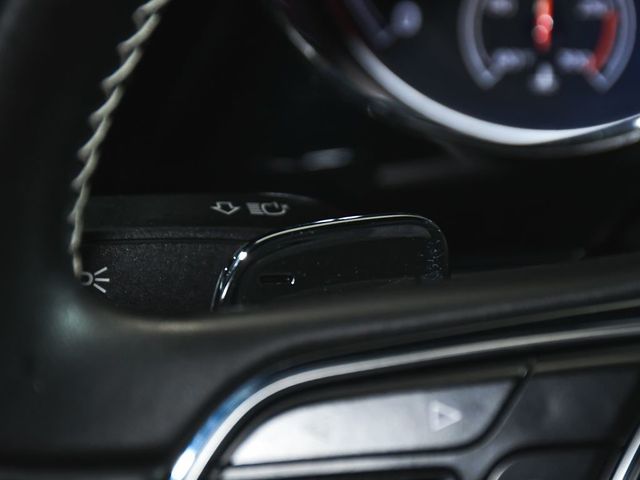 2019 Bentley Bentayga V8 - 23013725 - 29