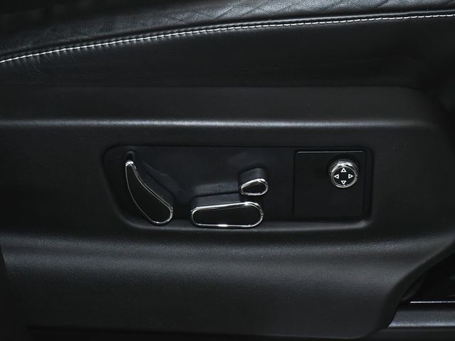 2019 Bentley Bentayga V8 - 23013725 - 49