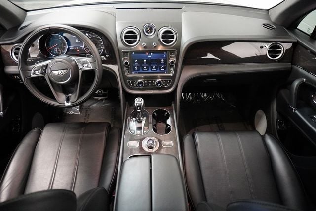 2019 Bentley Bentayga V8 AWD - 22940573 - 12