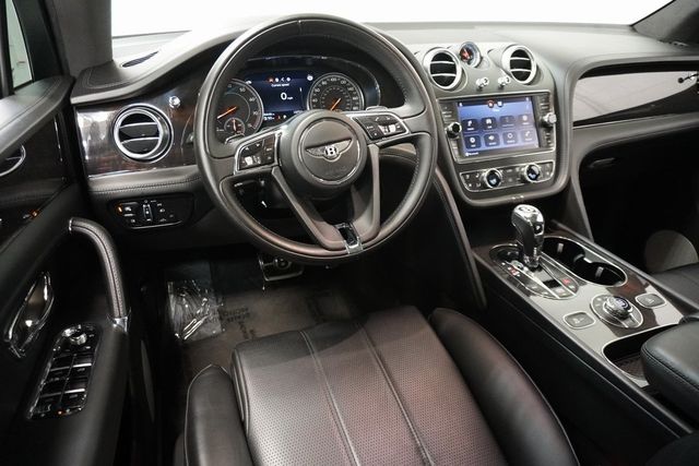 2019 Bentley Bentayga V8 AWD - 22940573 - 13