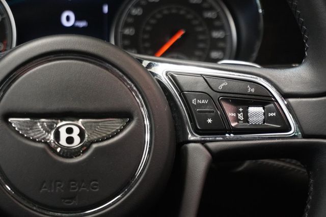 2019 Bentley Bentayga V8 AWD - 22940573 - 15