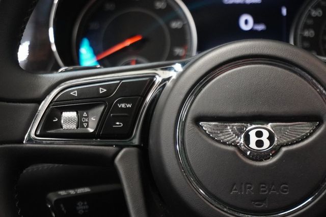 2019 Bentley Bentayga V8 AWD - 22940573 - 16