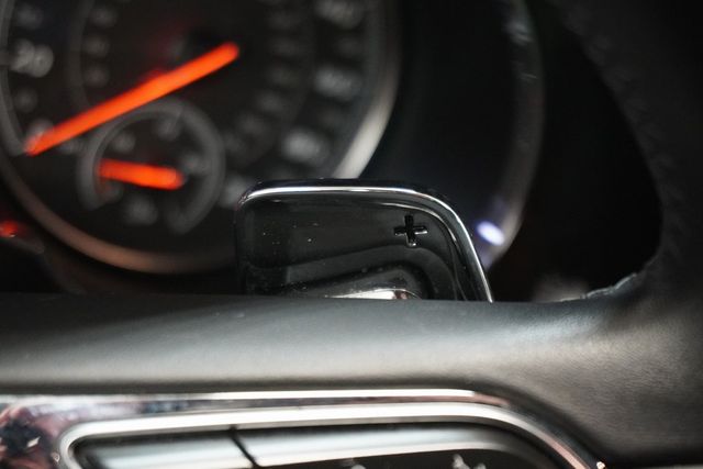 2019 Bentley Bentayga V8 AWD - 22940573 - 17