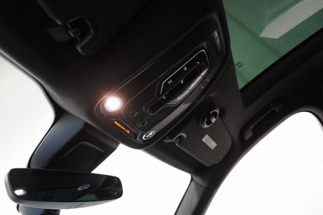 2019 Bentley Bentayga V8 AWD - 22940573 - 28