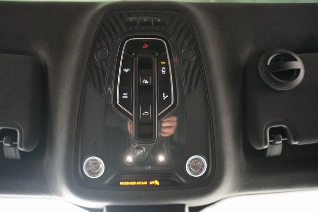 2019 Bentley Bentayga V8 AWD - 22940573 - 29