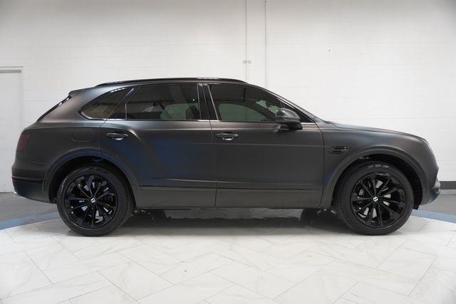 2019 Bentley Bentayga V8 AWD - 22940573 - 38