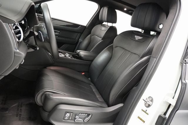 2019 Bentley Bentayga V8 AWD - 22940573 - 5