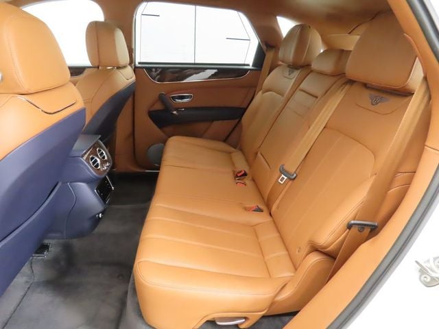 2019 Bentley Bentayga Base photo 21