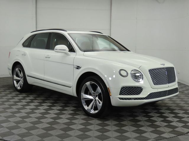 2019 Bentley Bentayga Base photo 3