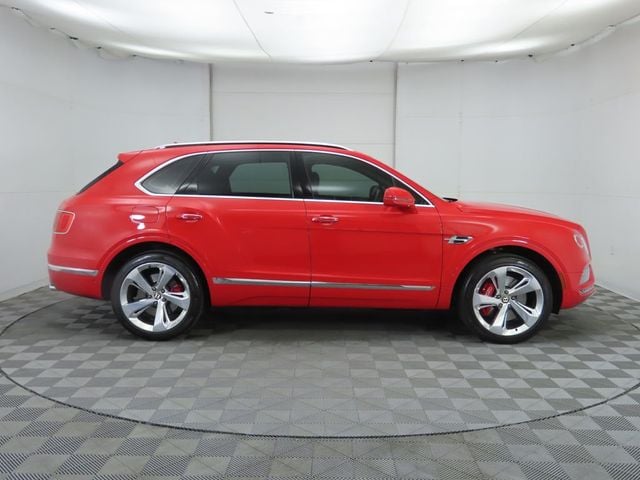 2019 Bentley Bentayga V8 AWD - 22926771 - 3