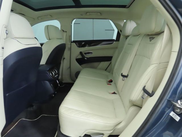 2019 Bentley Bentayga V8 AWD - 22979397 - 21