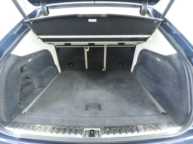 2019 Bentley Bentayga V8 AWD - 22979397 - 28