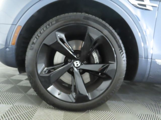 2019 Bentley Bentayga V8 AWD - 22979397 - 30